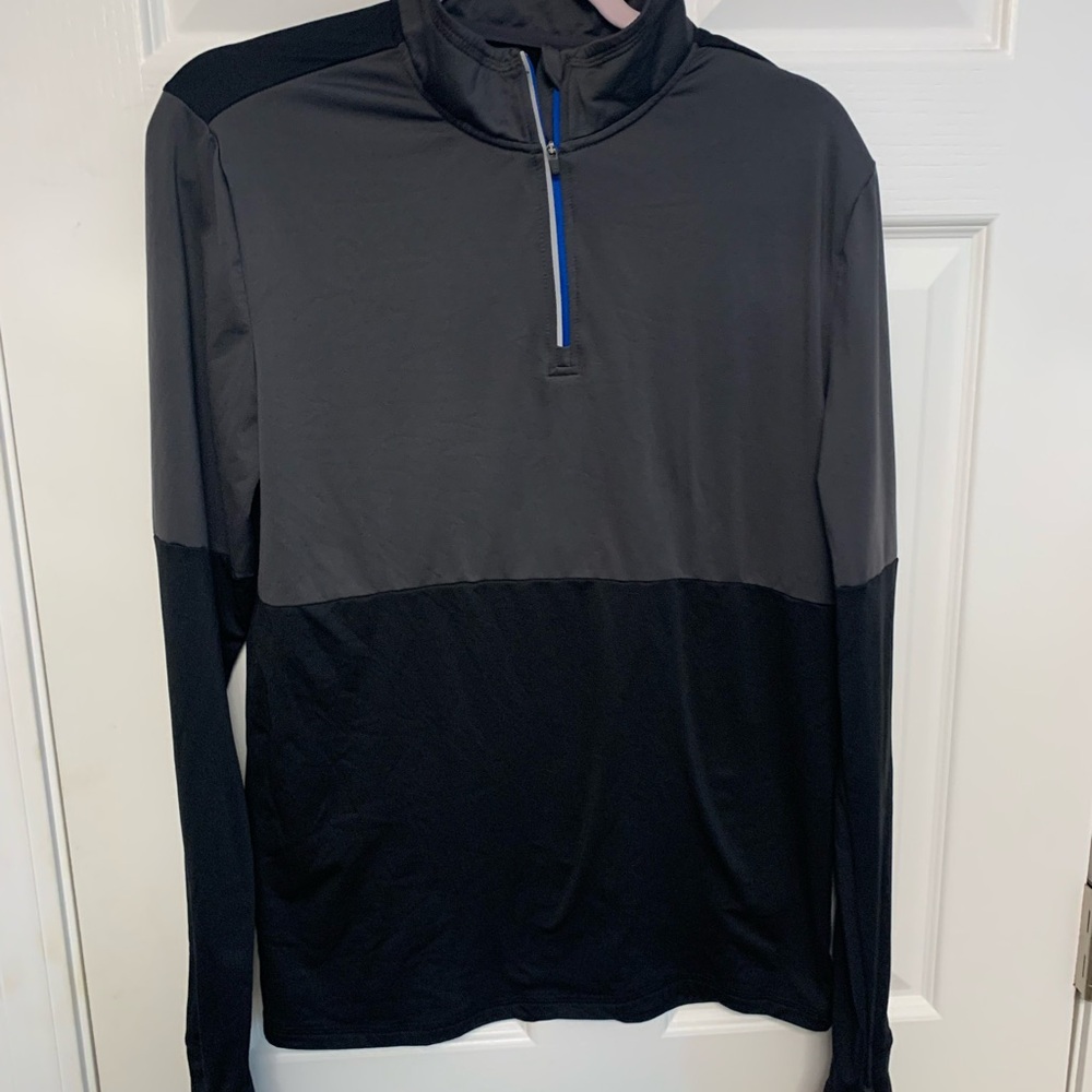 Crivit mens Two-Tone Quarter-Zip Pullover. Size medium